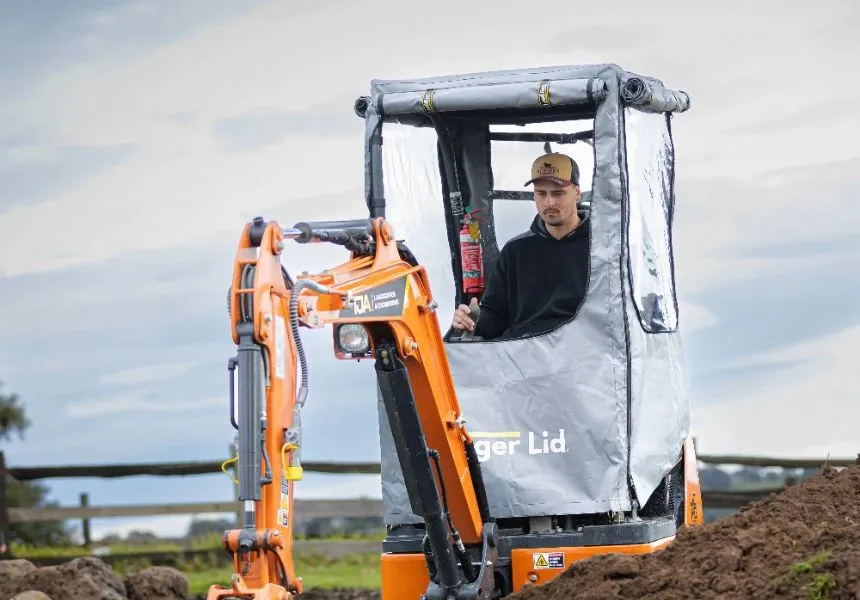 Digger Lid Logo